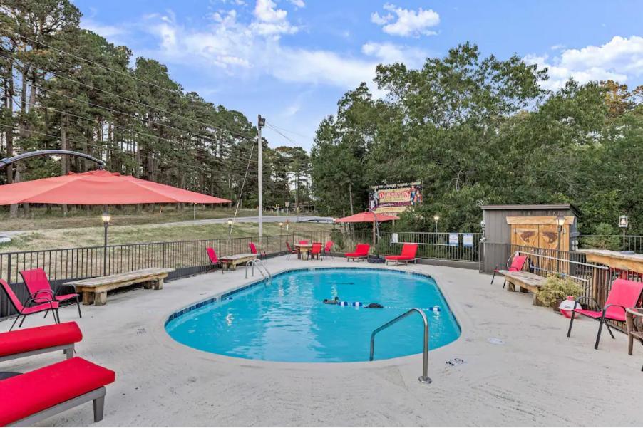 Stonegate Lodge W Pool & Outdoor Firepits Room #201 ยูเรกาสปริงส์ ภายนอก รูปภาพ